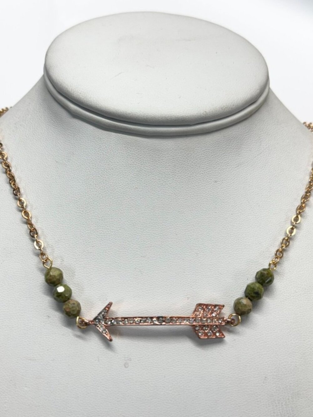 Vintage rhinestone arrow green semi precious bead necklace